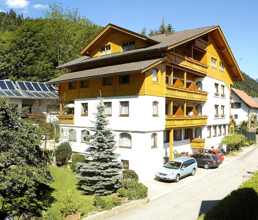 Familienhotel Steindl Millstatt Eksteriør billede